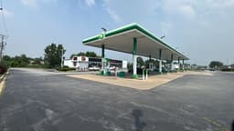 Tornado Flossmoor - BP Gas Station